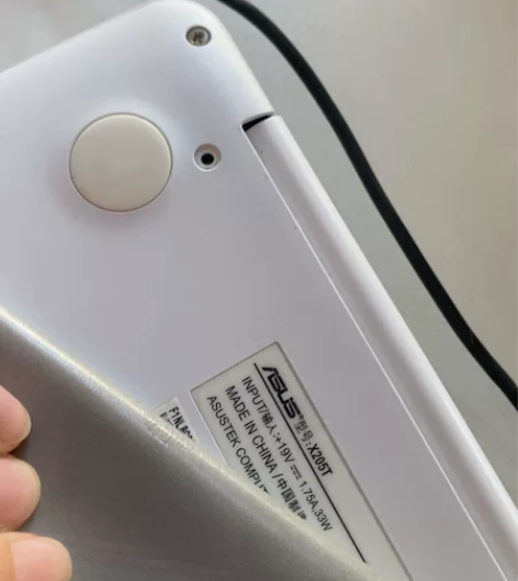 华硕X205T 白色小本！干净，闲置了！有...