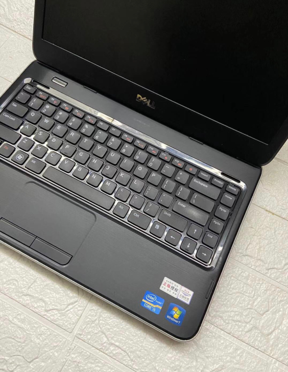 戴尔笔记本电脑 i5 自己用的