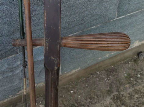 老二胡一把 感兴趣的话点“我想要”和我私聊...