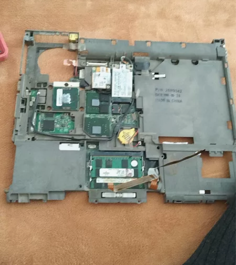 联想T60主板总成，原装的有点小问题便宜出...