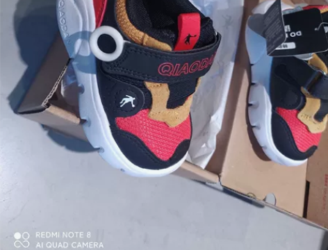 乔丹儿童鞋，21码 全新，全新正品，假一罚...