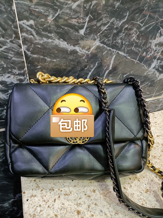 小香风 低价   转手一个小香风菱格牛皮包...