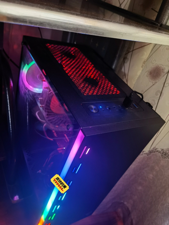 i7四代，显卡1060 3g  内存16g...