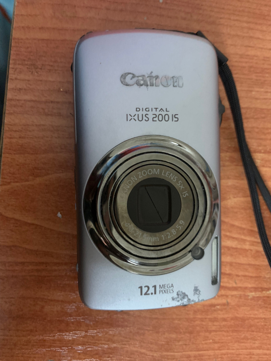 照相机 品牌:佳能 IXUS 20015