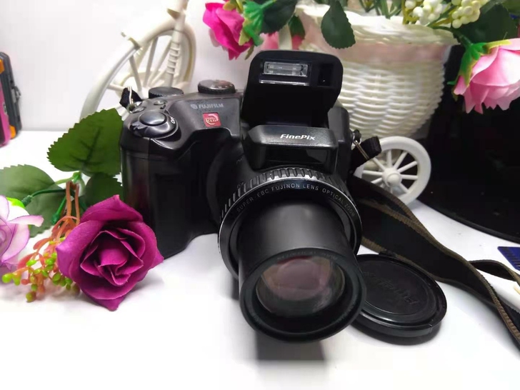 富士s602 ZOOM