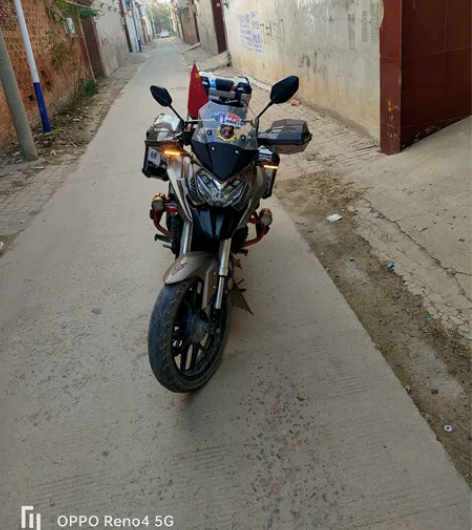 出售，力帆 KPT 200拉力摩托车18年...