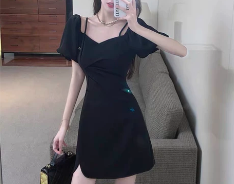 设计感一字肩性感吊带连衣裙女夏季法式气质收...