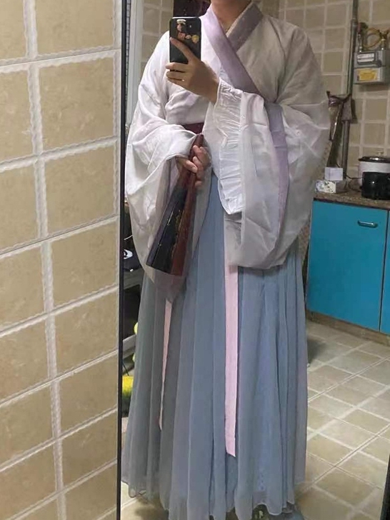 倚梦阁汉服