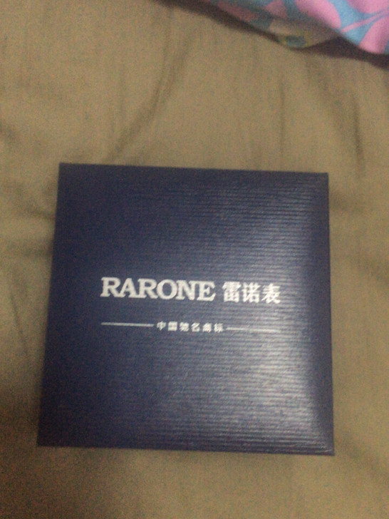 雷诺手表 女士全新，别人送的！一支没带，拿...