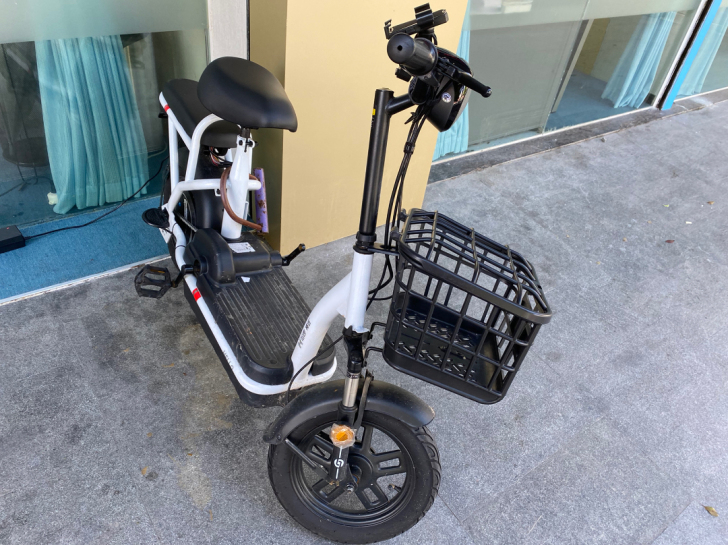 棒途H16电动车 实体店哈啰入手5个月 外...