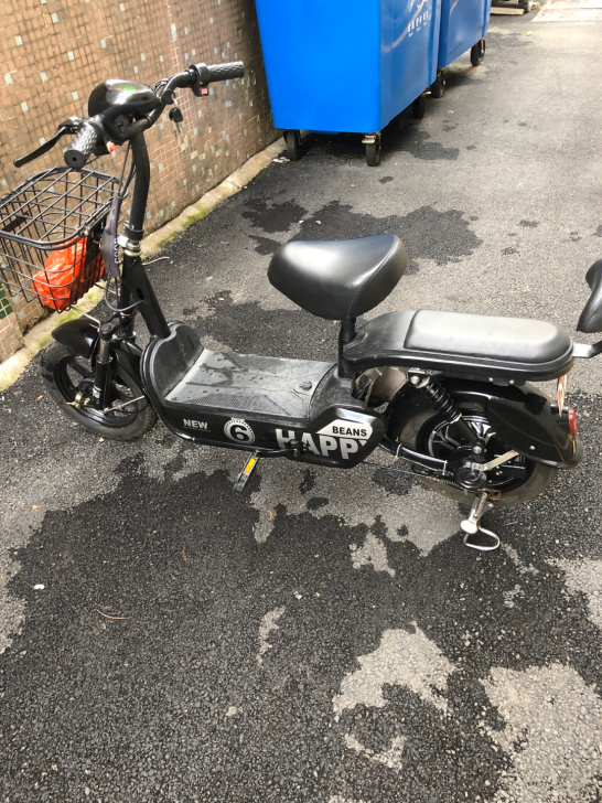 不经常用，一个人能骑25公里以上，轮胎前面...