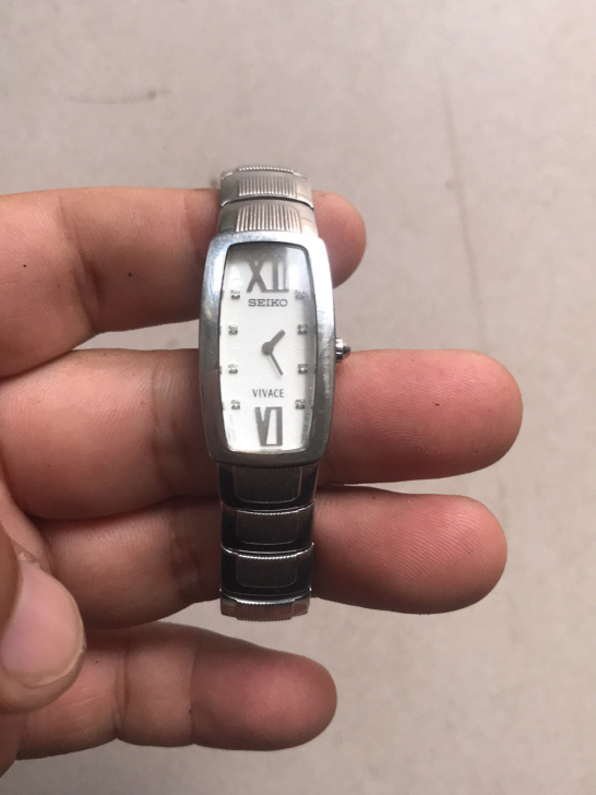 精工女表，低价出售