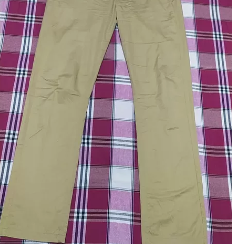 男士真维斯卡其色休闲裤，腰围82左右，裤长...