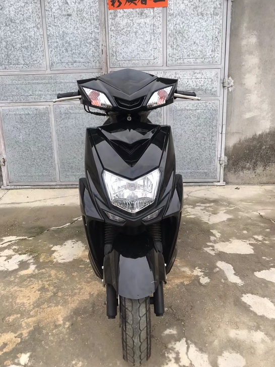 品牌型号 ：二手摩托车踏板雅马哈尚领125...