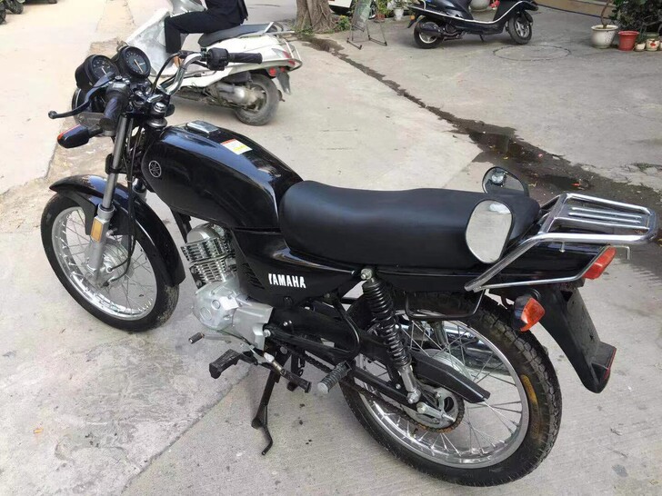 雅马哈天剑125c摩托车 时尚街车 yam...