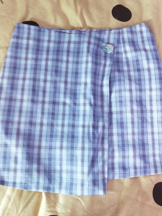 紫格A字裙,压箱底刚找出来全新