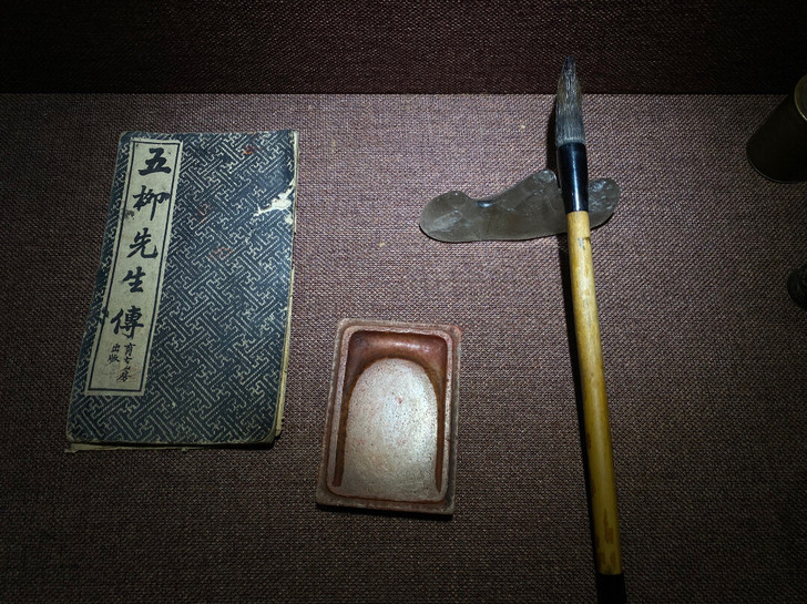 天然清代水晶笔架600，