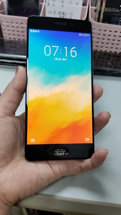 魅族pro7屏幕,不是手机,不是手机。原拆...