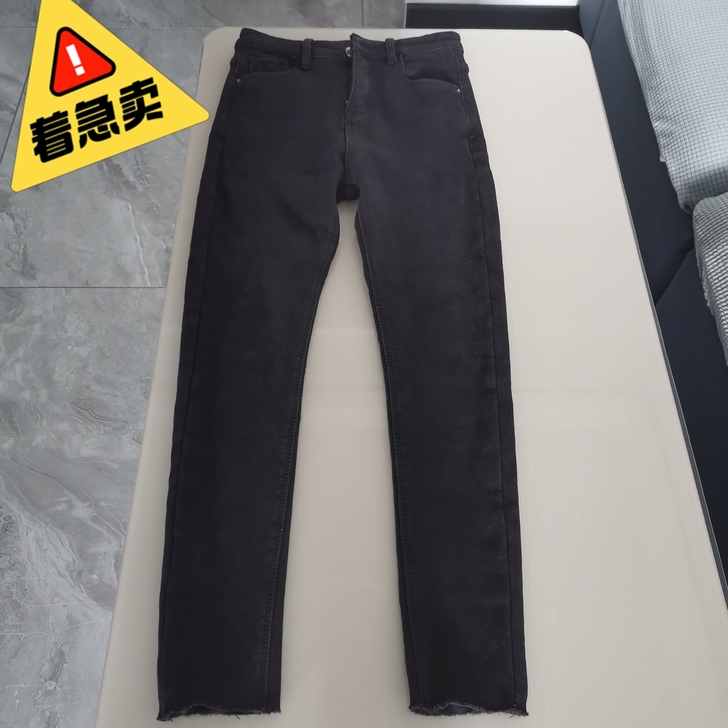 全新黑色修身加绒中高腰牛仔裤,腰围一尺九到...