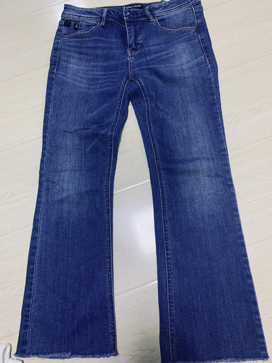 only牛仔裤喇叭八分裤. 弹力大显瘦. ...