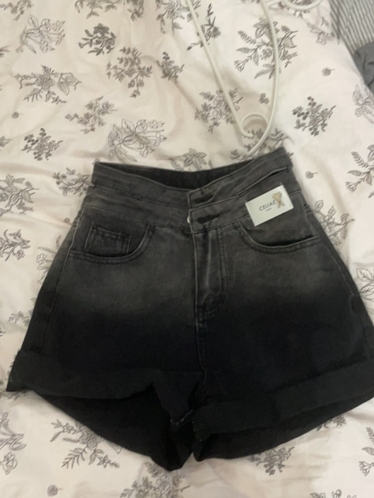 牛仔裤s码，没穿过