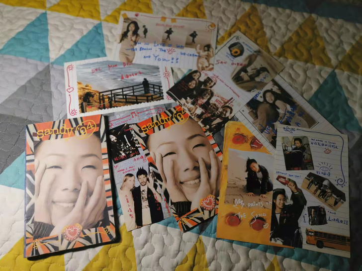 林忆莲 CD。早期的收藏，一直放着没怎么听。