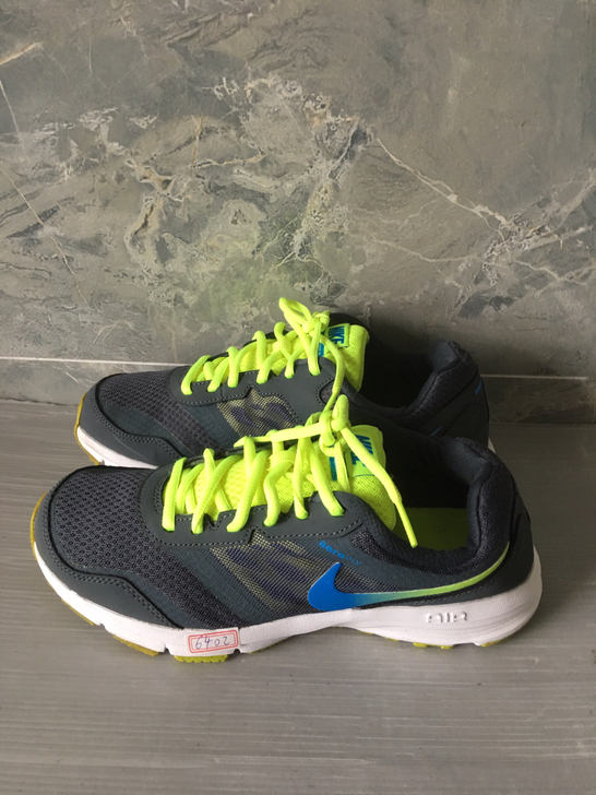 二手正品耐克透气轻便休闲运动鞋40.5码 ...