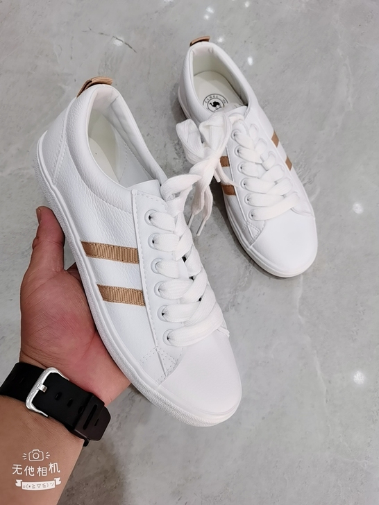 骆驼皮面板鞋全新断码37.38.39码