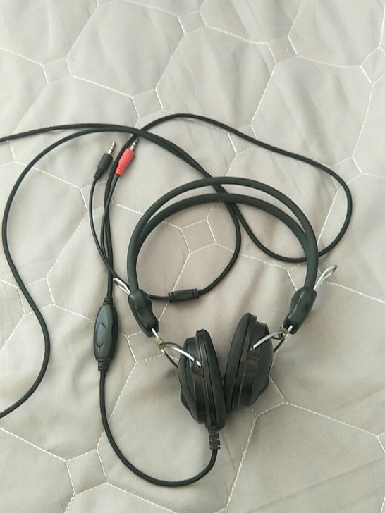 [捡漏]亲联牌9成新 电脑耳机头戴式 一副...