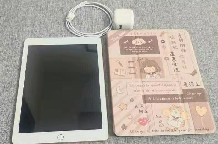 二手ipad平板学习追剧游戏办公都可以 4...