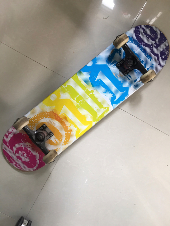 7.5成新boiling滑板 表面有灰尘，...