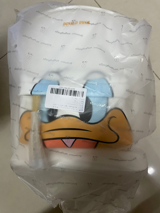 品牌型号 不莱玫x唐老鸭pu双肩包