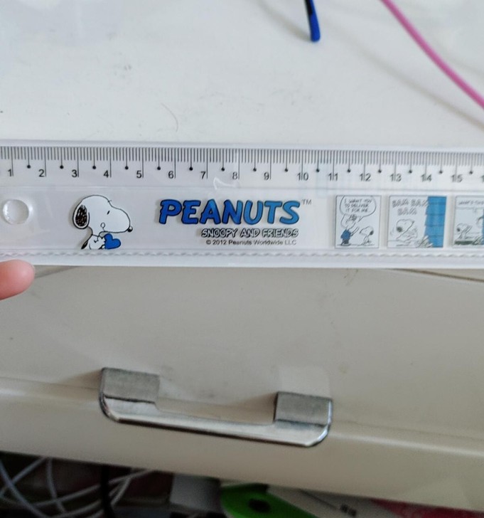 晨光直尺3把6.5元包邮透明波浪，20cm。