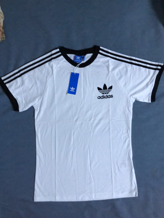 正品阿迪达斯AZ8128，男女同款夏季短袖...