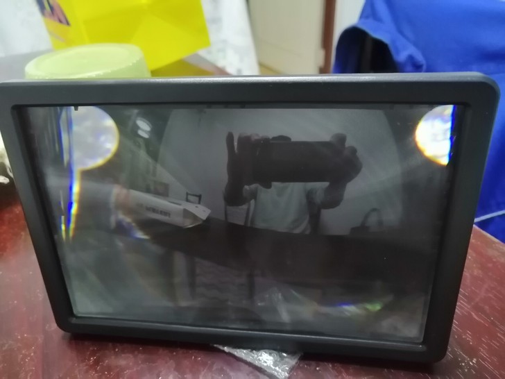 全新一次没用过,3d手机放大器。不包邮不退...