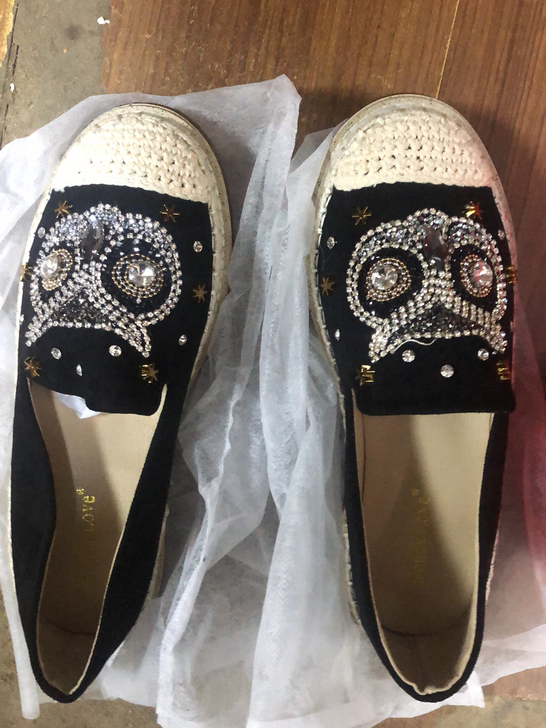 豆豆鞋没穿过没试过朋友给的尺码37，价格3...