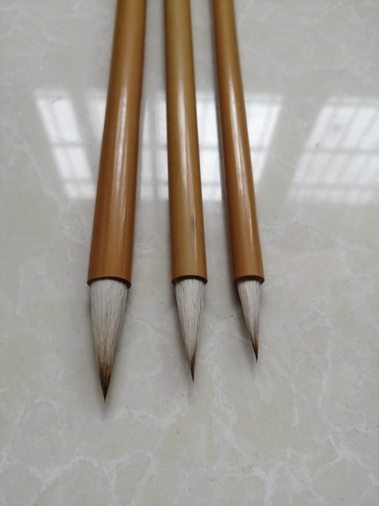 全新 ，培训班定做的高档鸡距毛笔，好写好用...