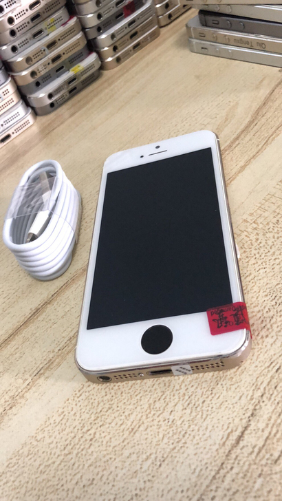 苹果5s   16G内存  有指纹解锁