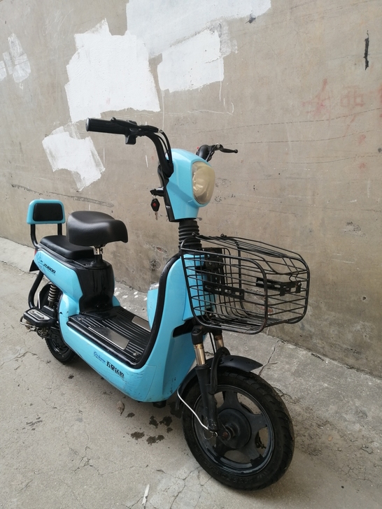 亲们，为了方便大家看价我把价钱已经标在图片...