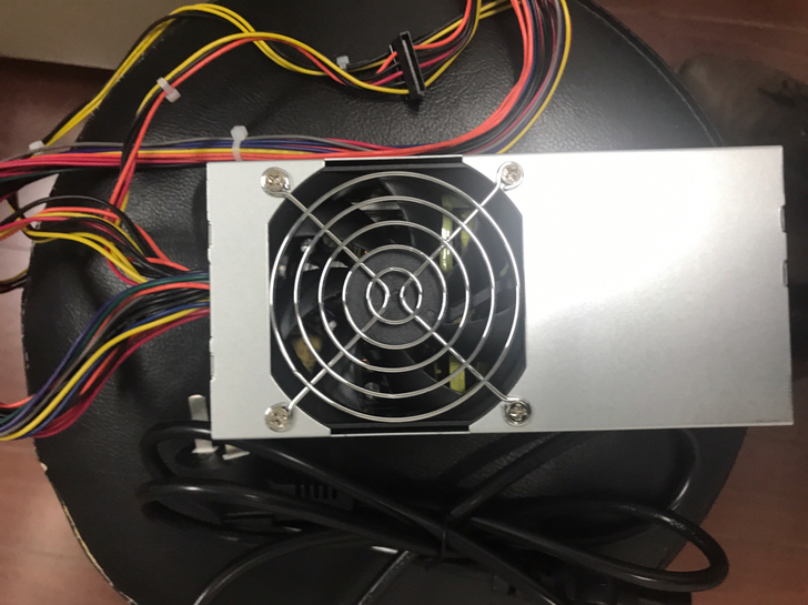 清华同方小机箱电源。清华同方精锐M950拆...