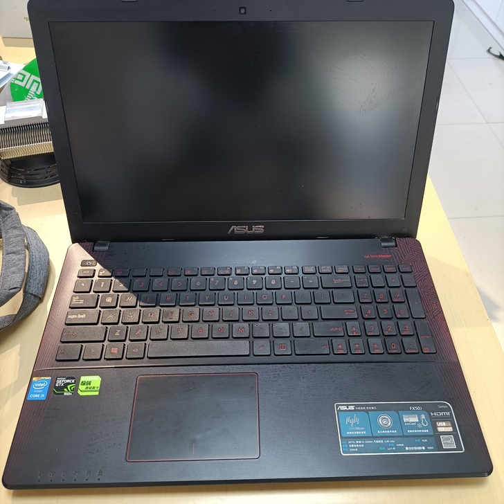 华硕飞行堡垒游戏本自用学生机成色9成新