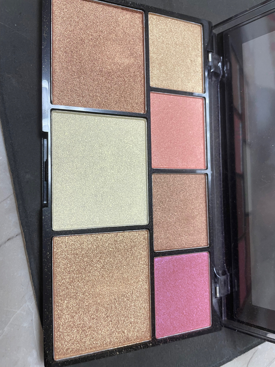 NYX高光修容珠光眼影