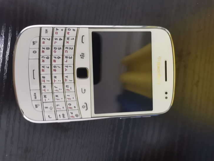 黑莓 KEYONE 9930学生戒网瘾手机