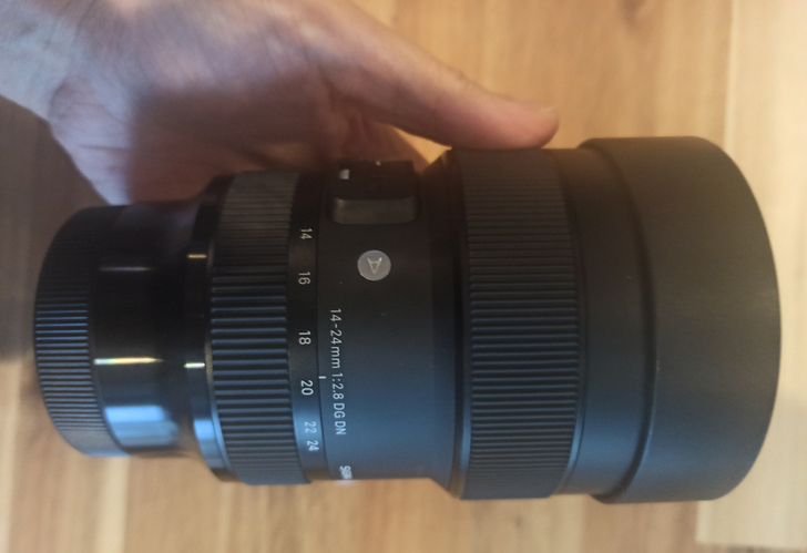 个人收一个 松下 L口 适马14-24镜头