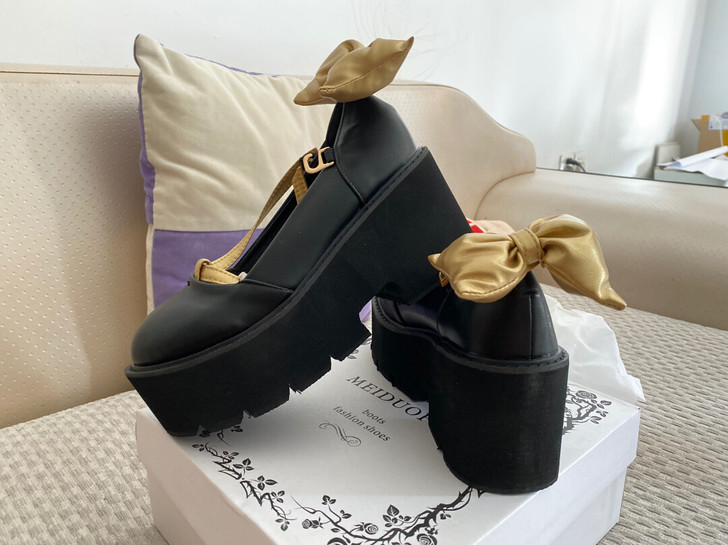 火花动漫vocaloid v雪未来鞋子雪初...