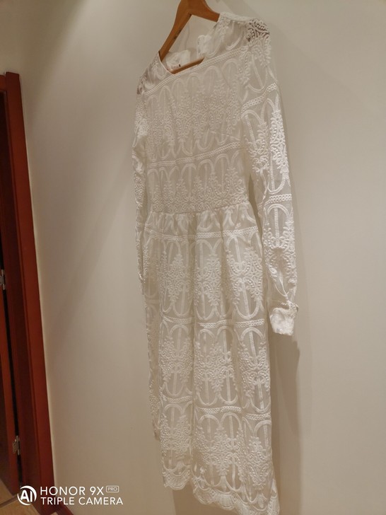 全新长裙，春秋可穿，蕾丝加厚款，当时200...