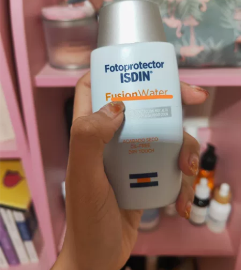 怡思丁防晒，正品余量如图，正品，不议价不包...