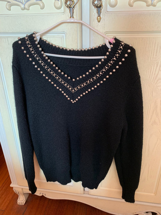 重金属摇滚 银色铆钉装饰点缀 V领露锁骨羊...