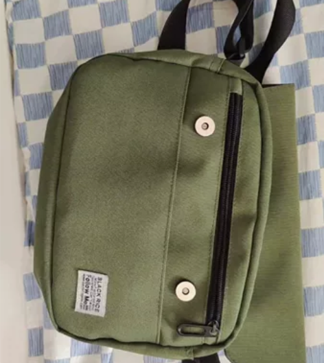 挎包男潮帆布邮差包日系简约复古宽肩带斜挎包...