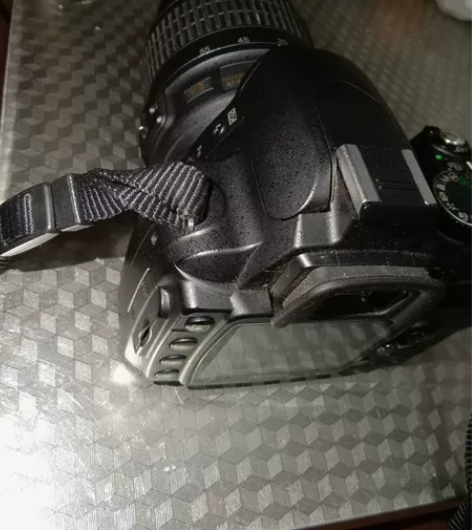 尼康单反相机正常使用忍痛割爱，原配电池及充...